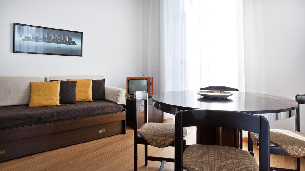 Italianway-Piazza Firenze Apartment Милано Екстериор снимка